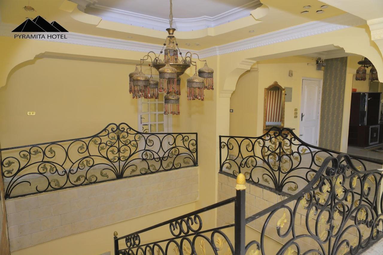 Pyramita Hotel Ghatati Екстер'єр фото