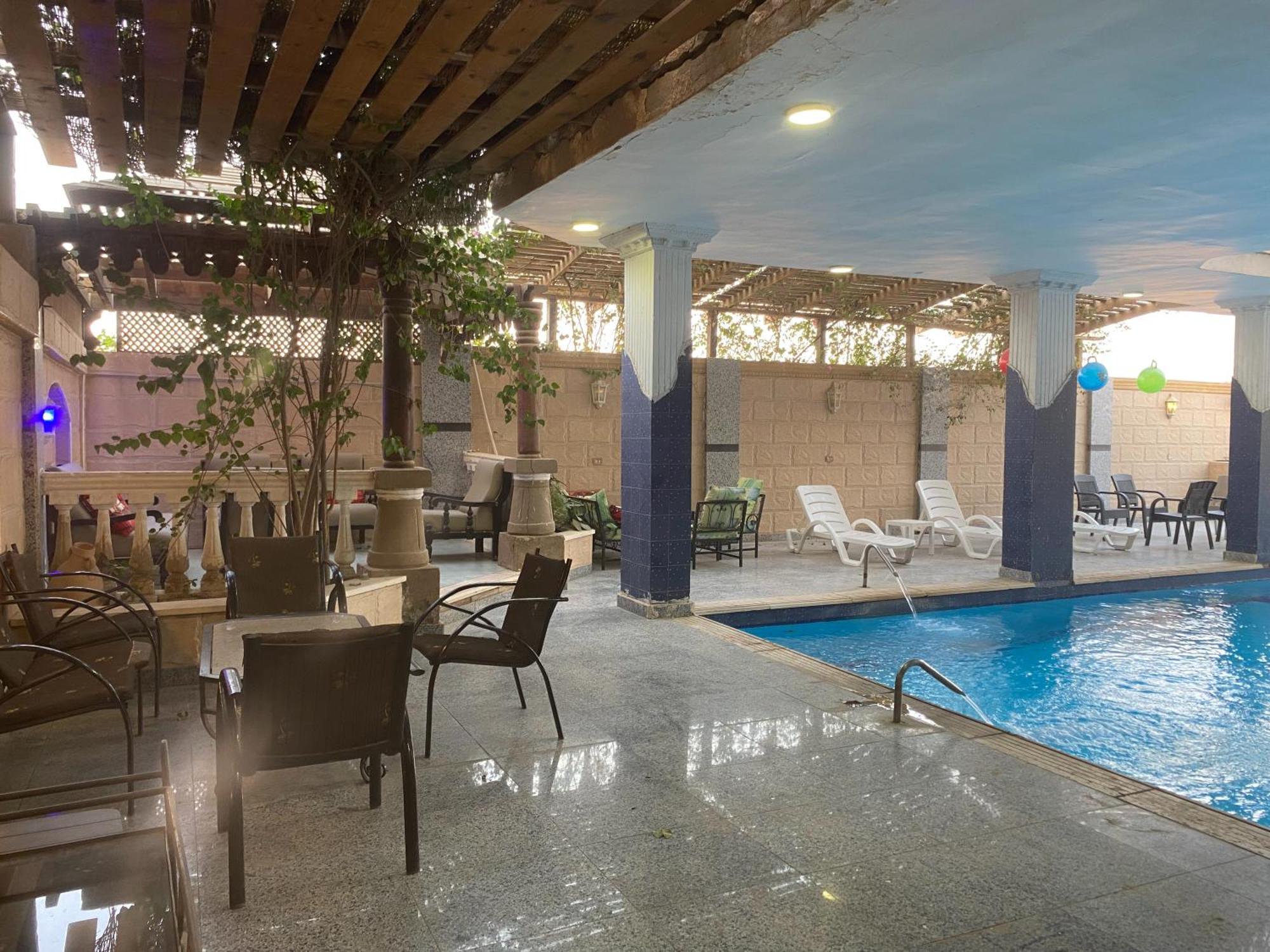 Pyramita Hotel Ghatati Екстер'єр фото